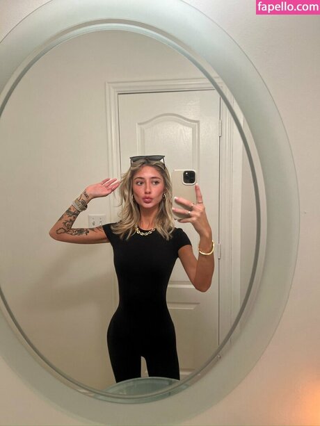 Sophie Ogle 高品質女優 画像