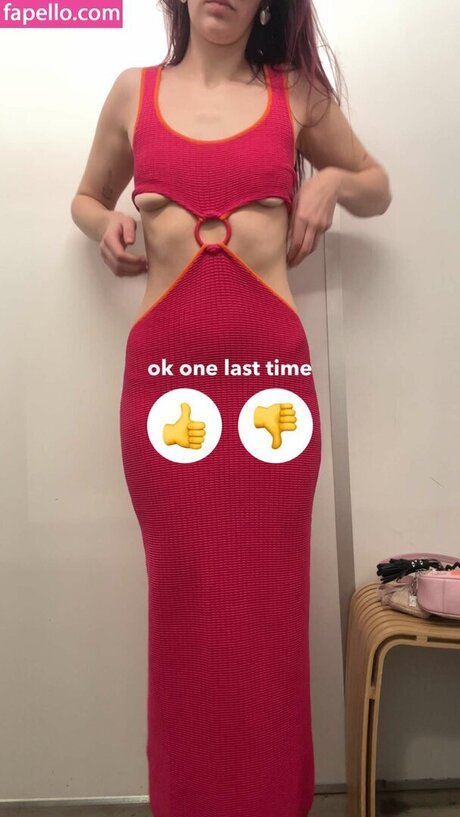 ゴスアジアンOnlyFans アートxxx 写真