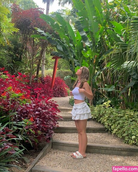 Madi Lotus トップ女優 ギャラリー