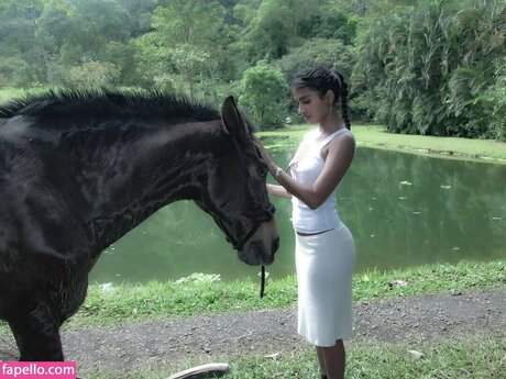 アジア人フィンドムOnlyFans ホットセクシー 写真