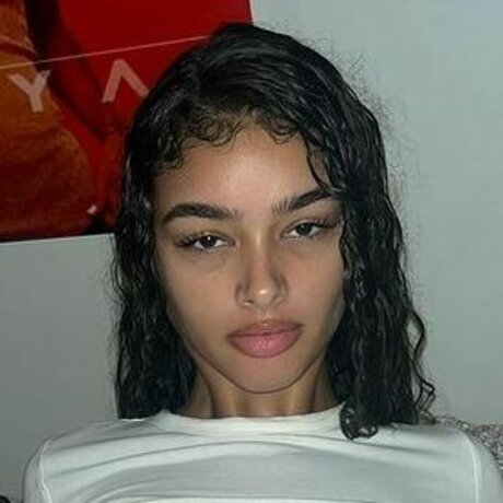 かわいい巨乳OnlyFans 無料ポルノ 写真