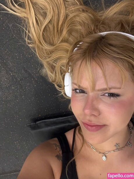 Gio Aguilera 素敵な女優 写真