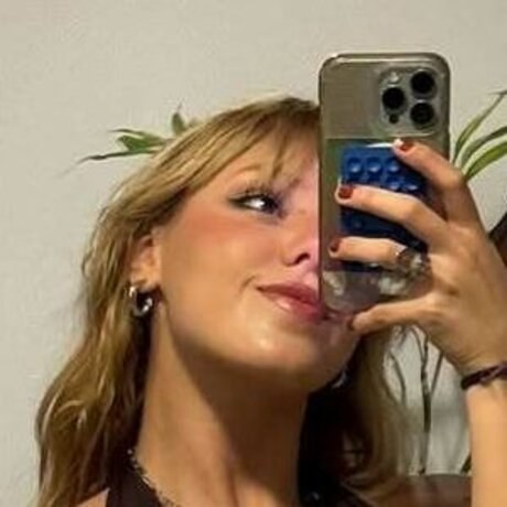 Gio Aguilera アダルトスター 写真