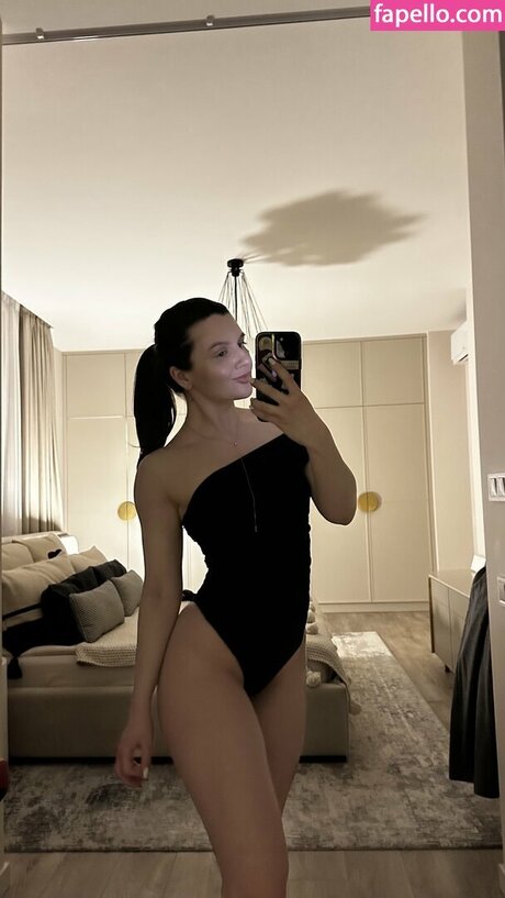 コスプレチューブ OnlyFans セクシーヌード 画像