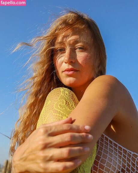 kris bindi detka 限定スター アーカイブ