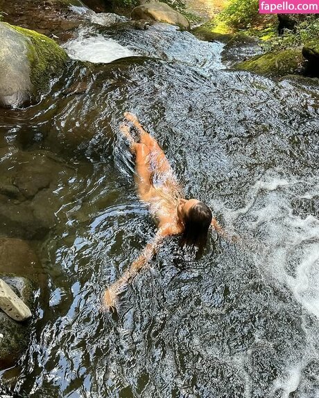 kris bindi detka 最高のスター ギャラリー