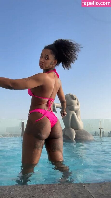 Sexxy Red セクシーなスター ギャラリー