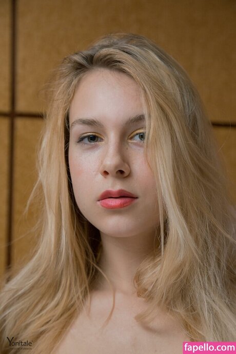 Alecia Fox ポルノスター ベスト 写真