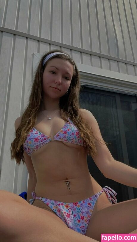 JFHailey 裸の女優 写真