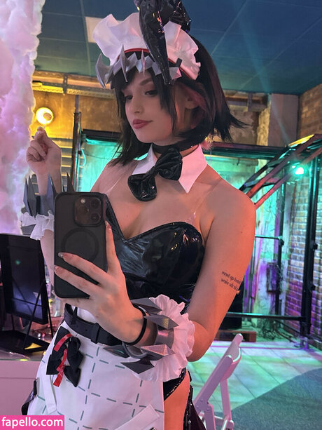 フィンドムオンリーファンズ 無料セックス 写真