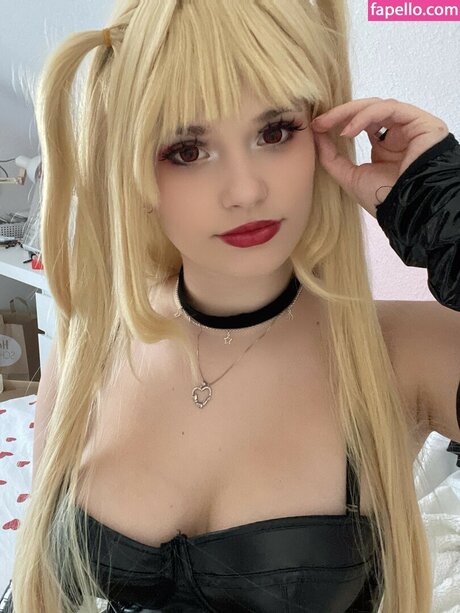 コスプレファックOnlyFans アートヌード 写真