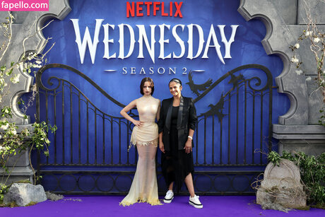 妻のマンコOnlyFans 裸 ギャラリー