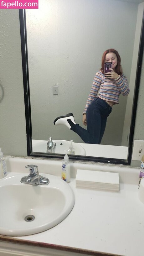 Jessicahenlo 最高のポルノスター 画像