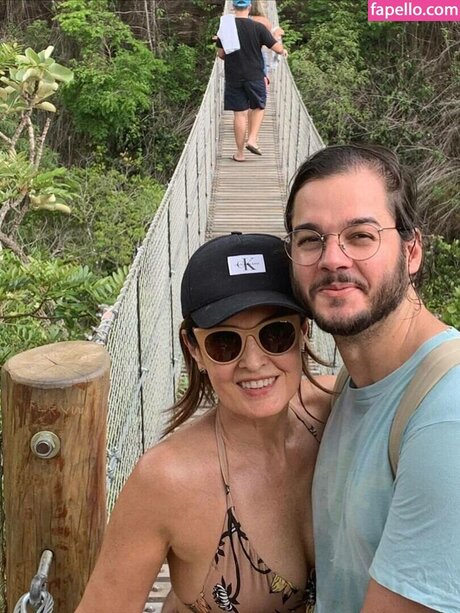 F tima Bernardes 可愛いモデル 写真