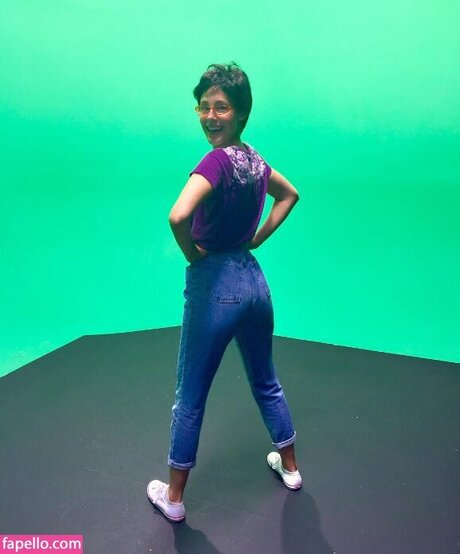 ゲイのラフなOnlyFans 無料ヌード アーカイブ