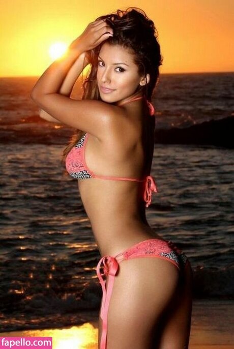 Zuleyka Silver エロティックなスター 写真