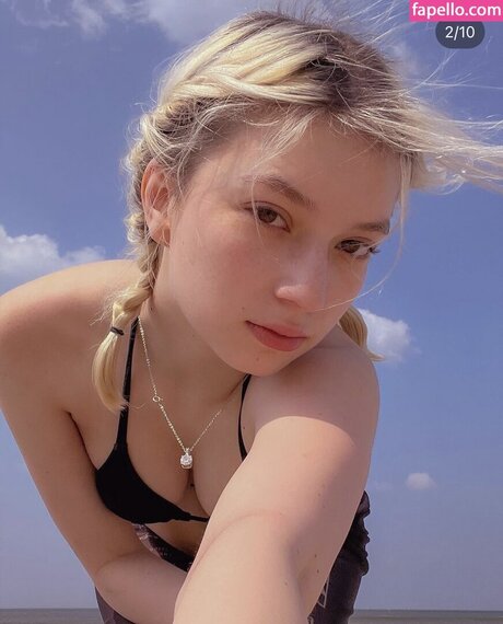 kayla wiggins ポルノスター エロティック 写真