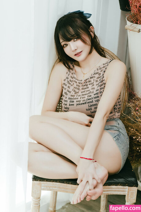 Denkakeke ホットなポルノスター ギャラリー