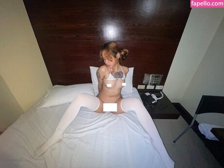 nawmiiiii ポルノ女優 写真