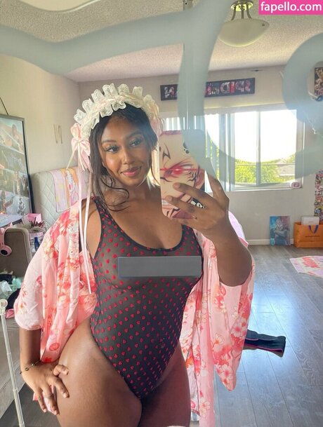 Yungnena スター xxx 写真