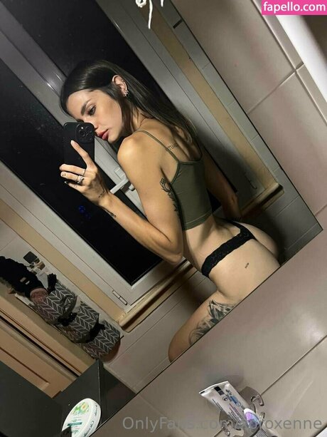 xoroxenne かわいいモデル 画像