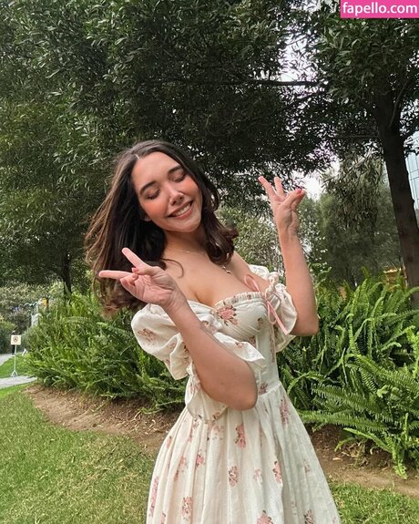 Bethcast ポルノモデル 写真