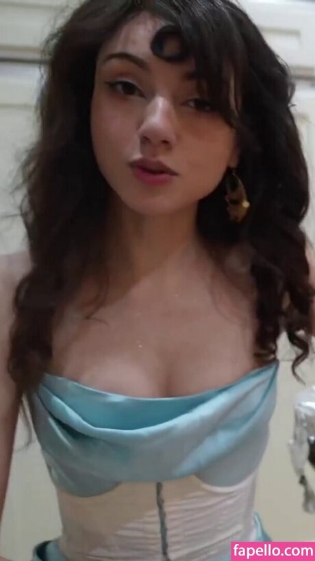 Bonnierabbit ポルノスター 写真