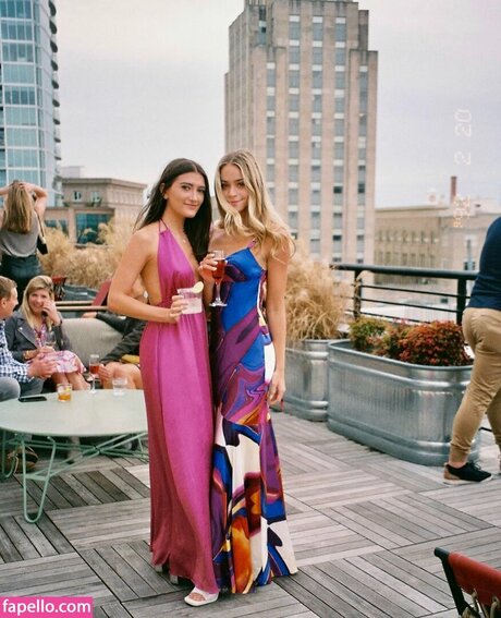 Alexa Blair Robertson トップモデル 画像