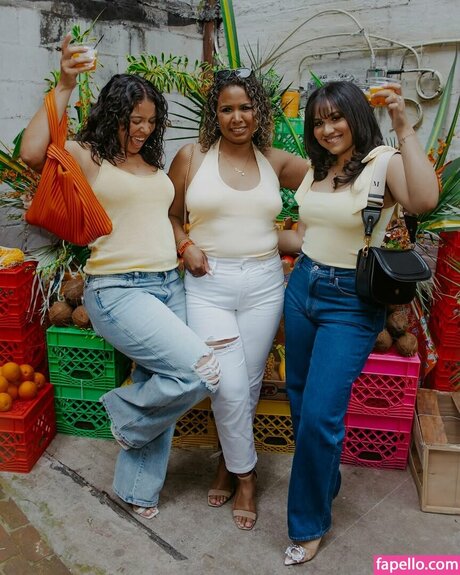 潮吹きマンコOnlyFans 限定 画像