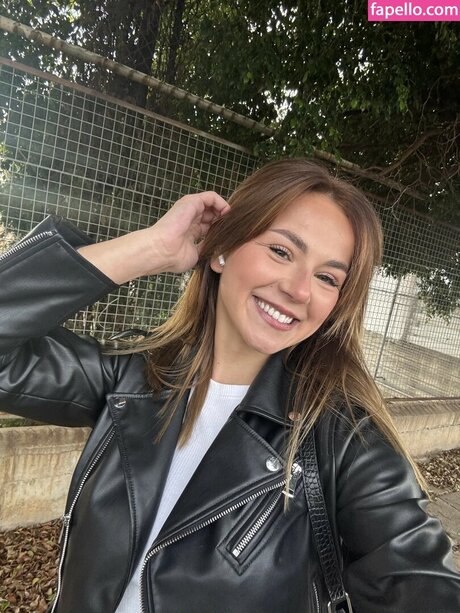 Emma Baily セクシーモデル 画像