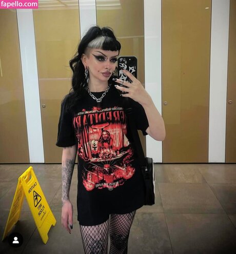 Livingdeadgxrl xxx女優 画像