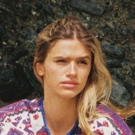 Sarah Hands セクシーなスター 写真