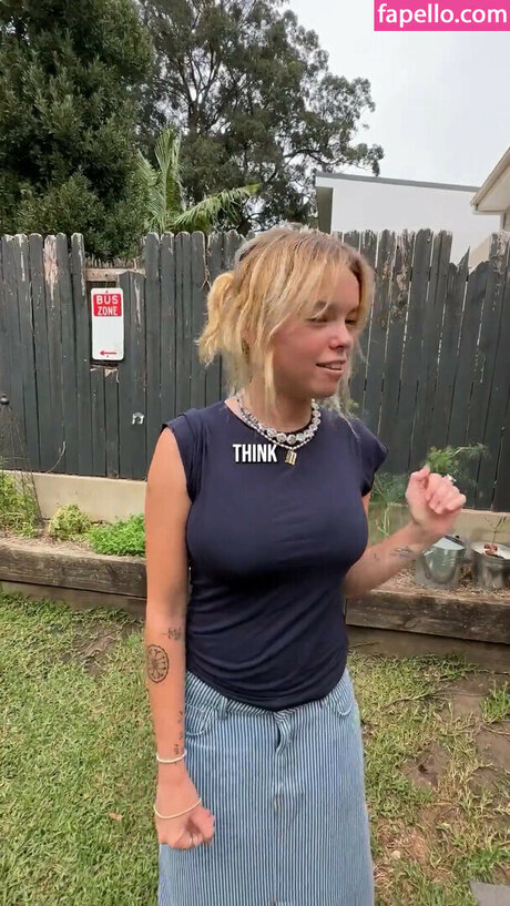 DCU Women セクシー女優 写真