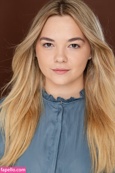 Chloe Guidry セックススター 画像