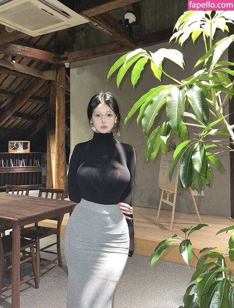 アジア人のセックステープ OnlyFans エロチック 画像