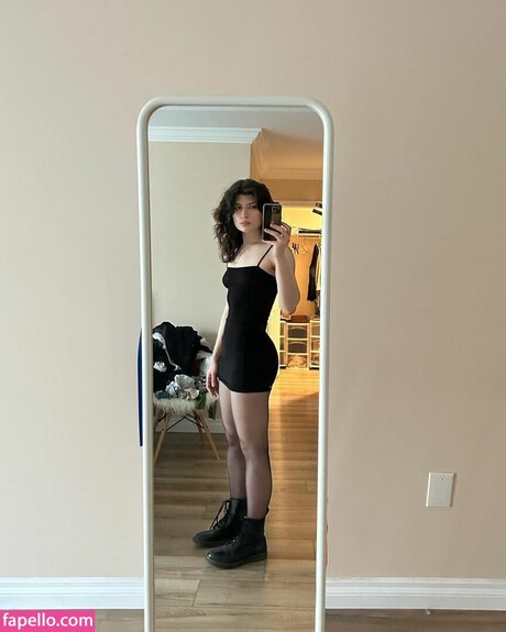 Squirtstain ポルノスター 画像