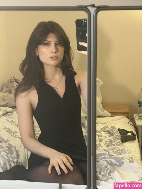 Squirtstain ヌードスター 画像