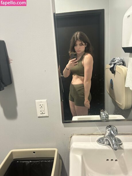 Squirtstain ヌードモデル 画像