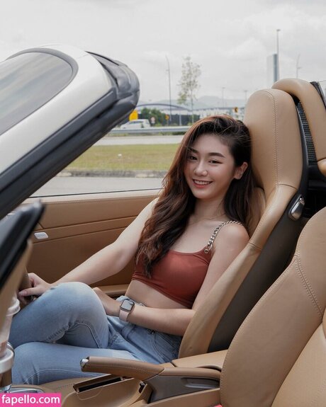 yo nicole 無料のポルノスター 画像