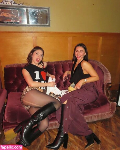 Kathryn Melvin スター ヌード 写真