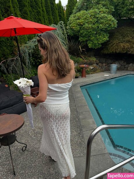 Eilise Patton ポルノスター アート 画像