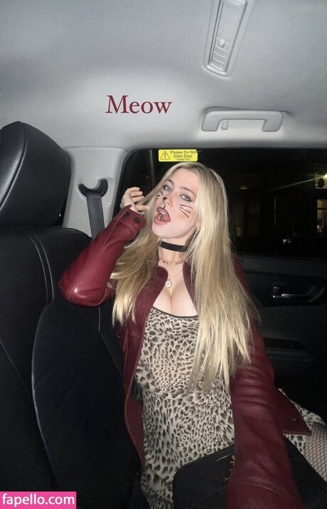 Clementine Vaughn ポルノスター ヌード ギャラリー