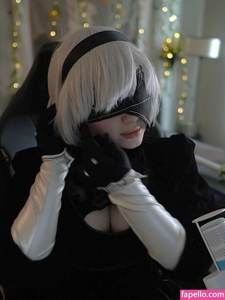 水中オンリーファン セクシーヌード 画像