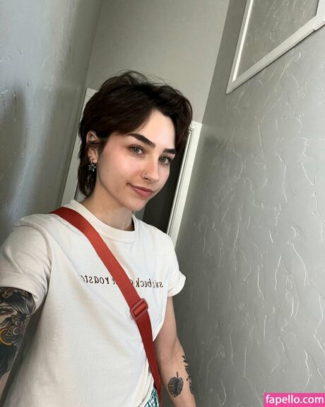 ハンズオンリーファン セクシー ギャラリー