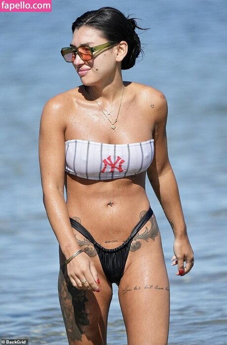 Ella Ding 可愛い女優 写真