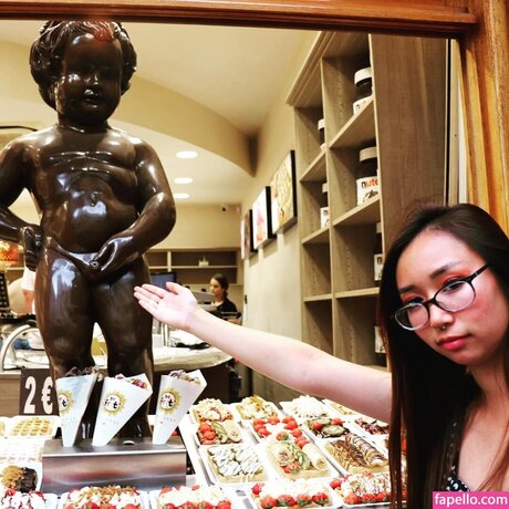 エボニートップオンリーファン 無料 写真