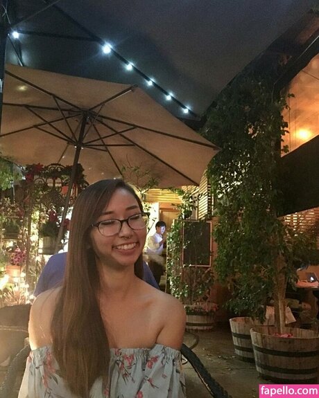 Sophia Phan セクシーモデル 写真