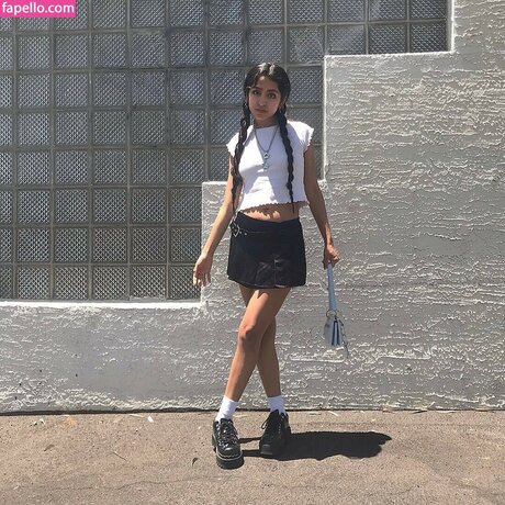 Aislinn Ritchie 完璧なスター 写真