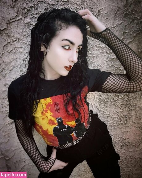 Amy Roberts 美しいスター 画像