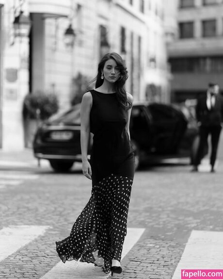 ブルネットのPOV OnlyFans ホットセックス 写真